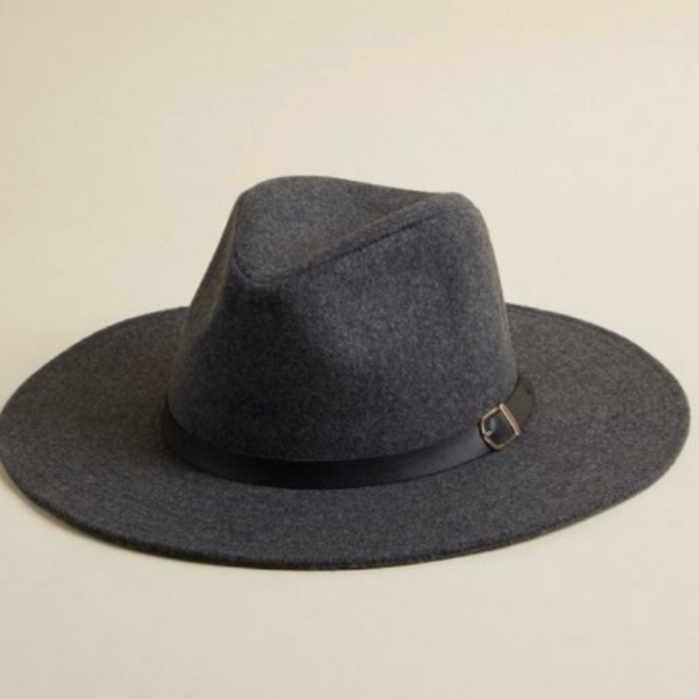 🆕 Charcoal Wool Melton Hat S M Small
Medium NWT Torrid New! Grey Gray